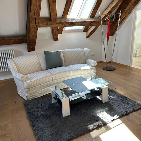 Entire Unit In - Weinstrasse, Centre, Germany Apartman Rosenheim